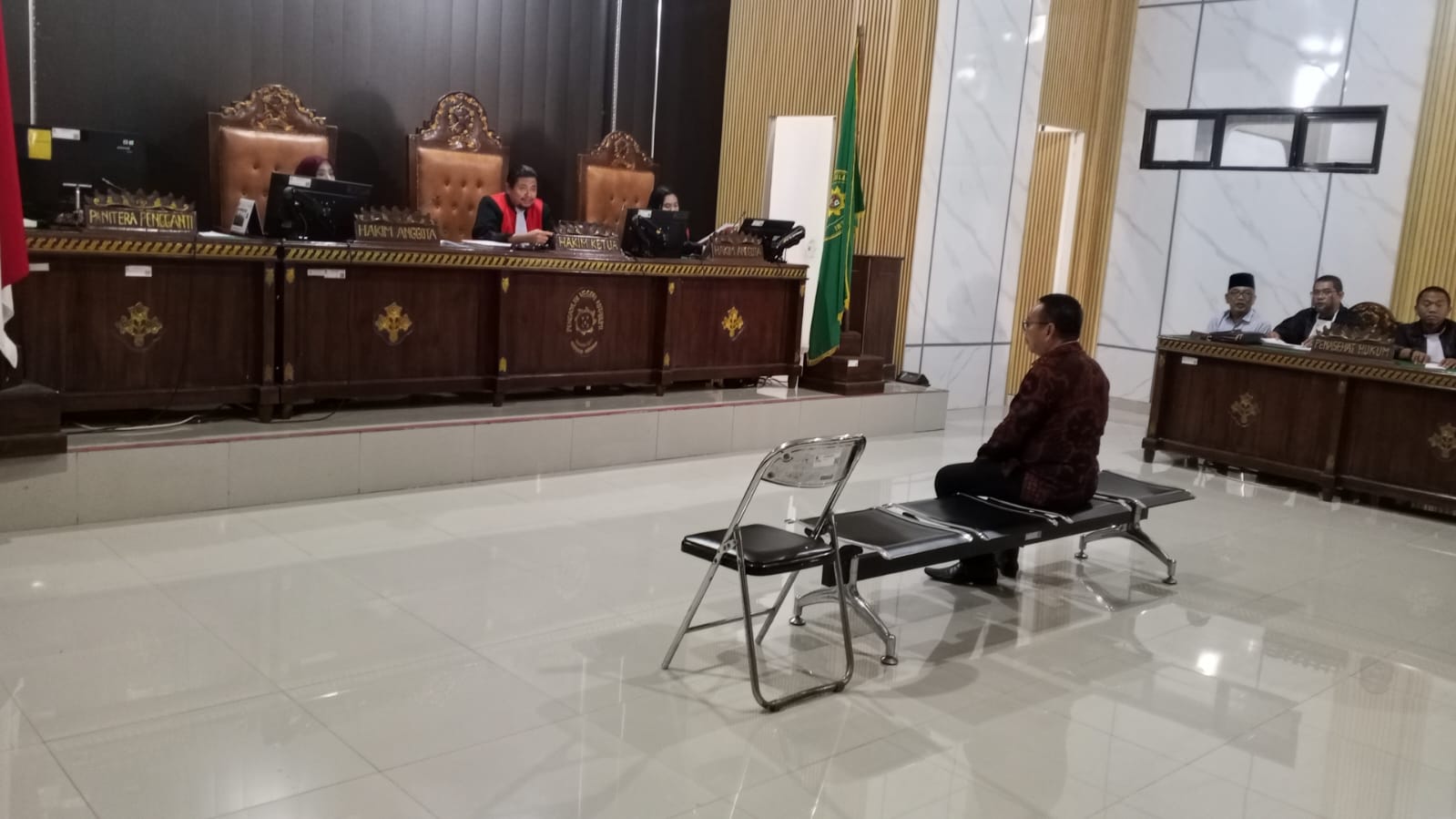Sidang Efrizal Arsyad Hadirkan Saksi Perdamaian, Kuasa Hukum Soroti Kekurangan Dana Rp60 Juta