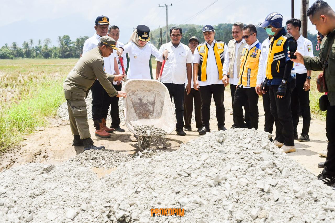 Tinjau Kerusakan di Sejumlah Ruas Jalan  Way Khilau, Bupati Nanda Dorong Percepatan Penanganan Infrastruktur